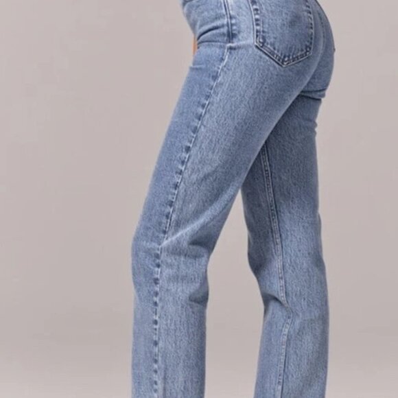 Abercrombie & Fitch Denim - Abercrombie Jeans | Ultra High Rise 90s Straight | Medium | Size 25L | Like New